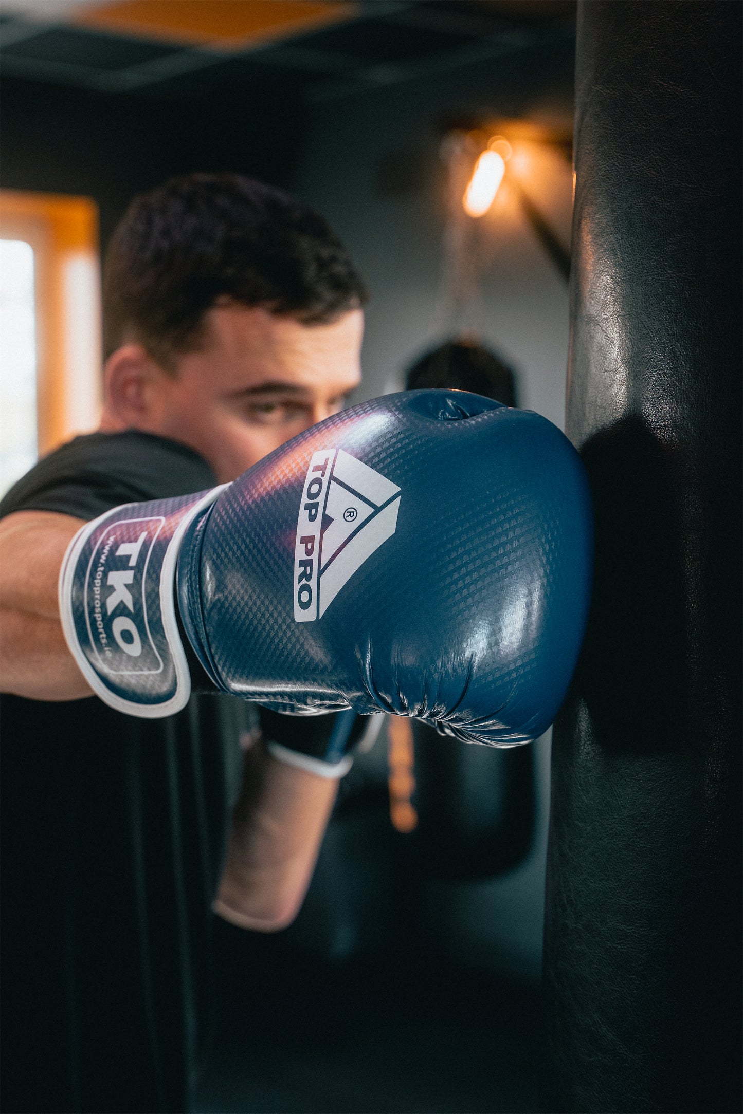 TKO Carbon Boxing Glove